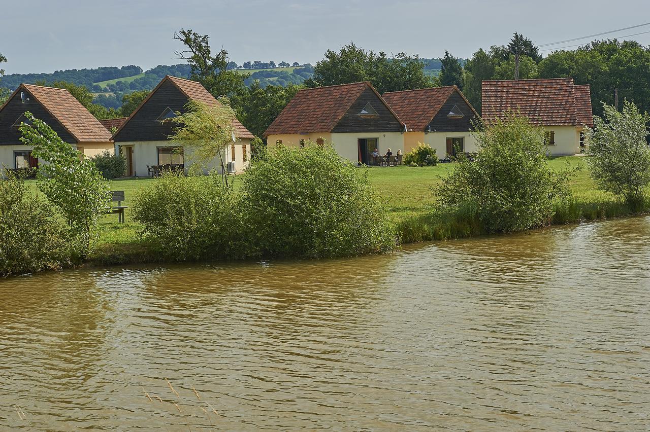 Le Lac Bleu Otel Lacapelle-Marival Dış mekan fotoğraf